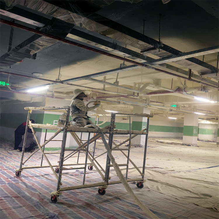 南寧大參林藥廠陰涼庫聚氨酯噴涂保溫